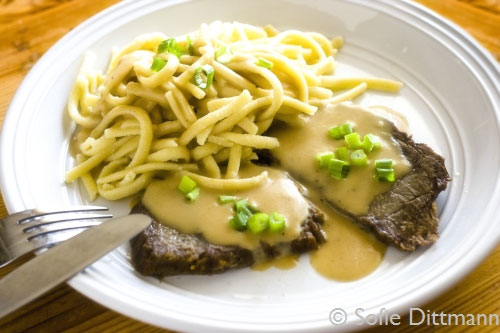 Southern German Sour Roast (Sauerbraten) by thegermanfoodie.com