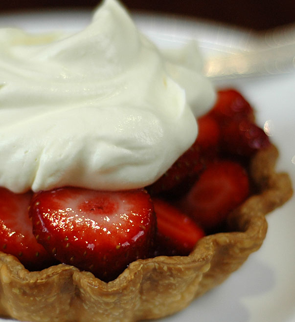 Quick and Easy Strawberry Tart