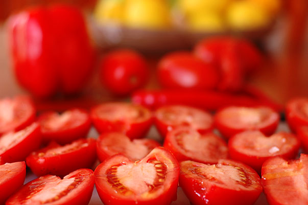 roasting tomatoes to make preserves