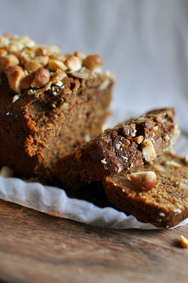 Coffee and Macadamia Nut Loaf Cake