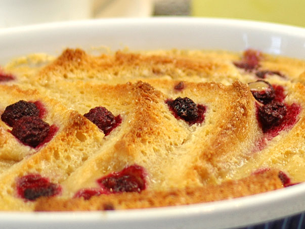 white chocolate bread pudding