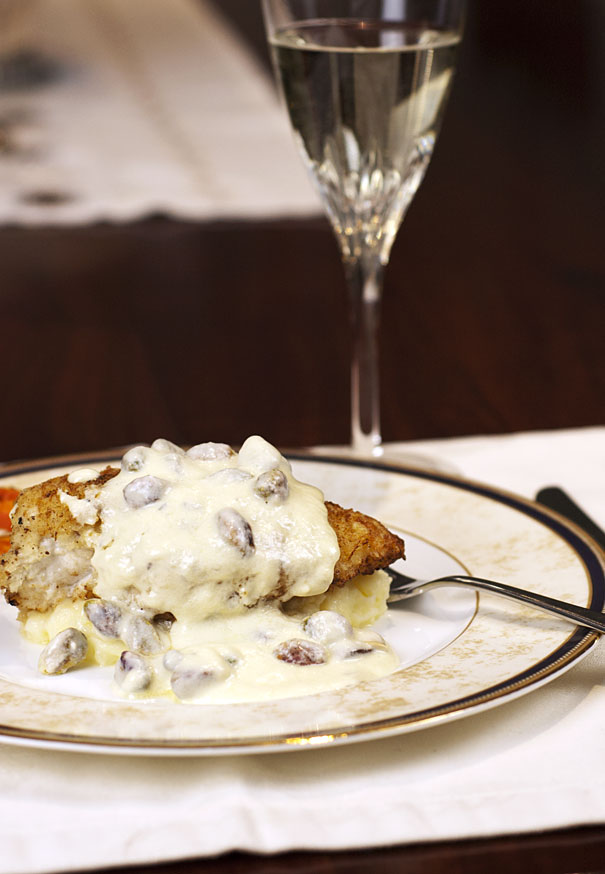 Chicken with a pistachio gorgonzola sauce