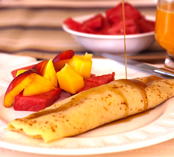 Apple Filled Crepes for Breakfast