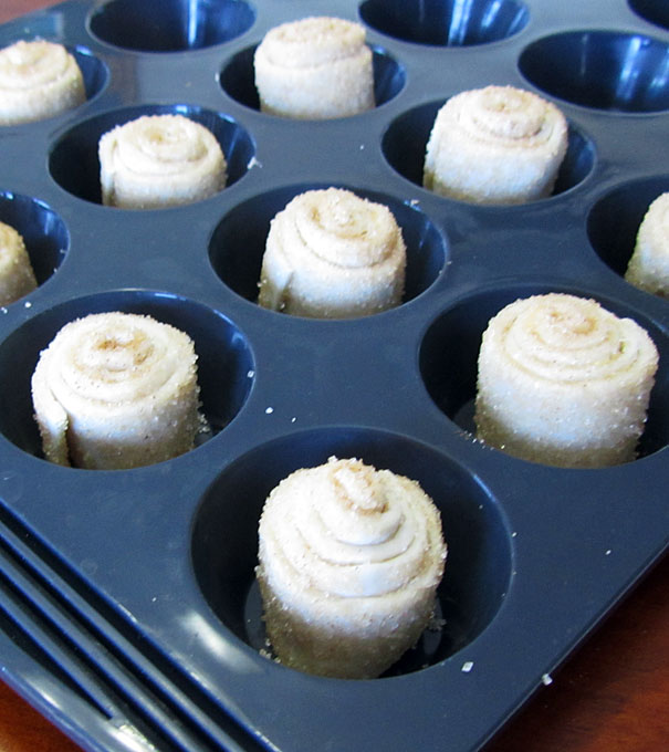 Easy Cinnamon Scrolls