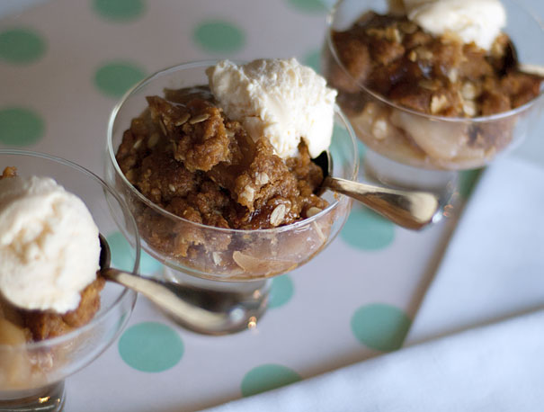 New England Apple Crisp