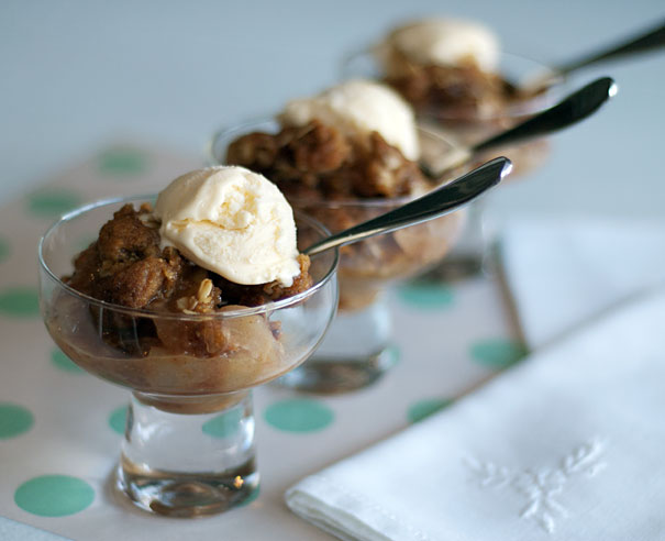 New England Apple Crisp