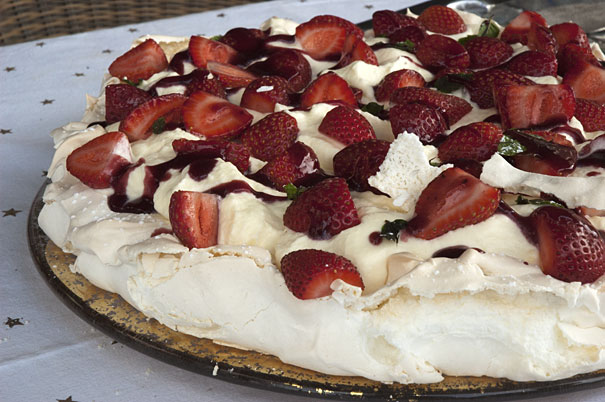 Jan's Pavlova