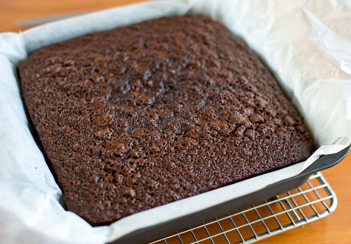 Sticky Gingerbread Cake